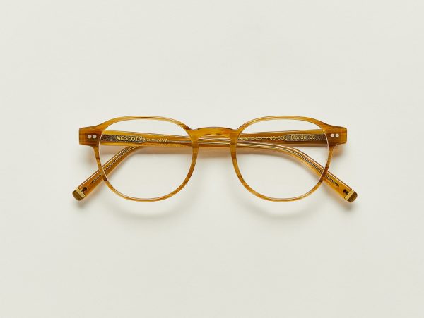 arthur-color-blonde-pos-2_cb6d4766-f708-4287-8a89-042aabb1659f.jpg
