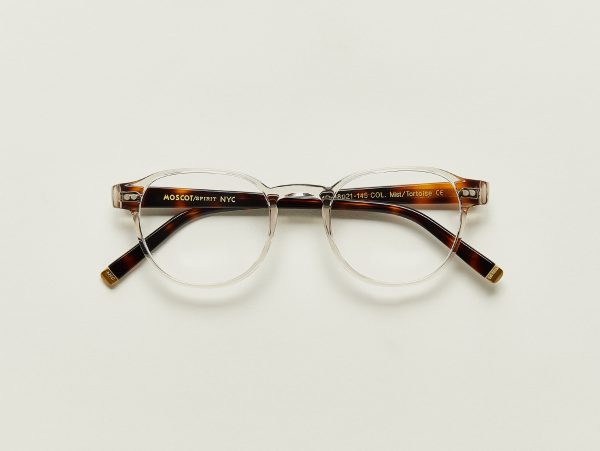 arthur-color-mist-tortoise-pos-2_4724f1cf-390b-4fbc-9079-2775e6b8a000.jpg
