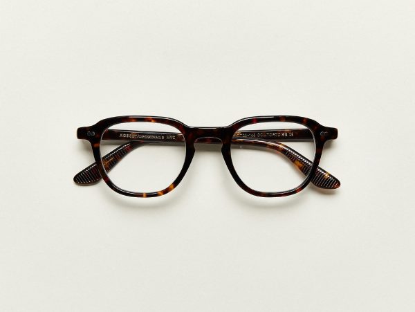 billik-color-tortoise-pos-2_43397785-2fb5-4c2f-848f-20a7c76c72f9.jpg