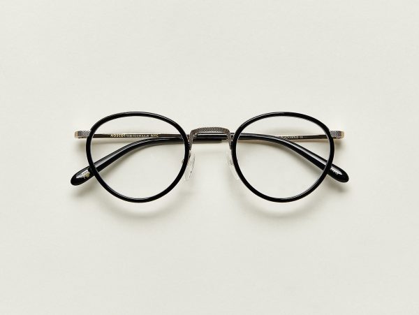 bupkes-color-black-gold-pos-2.jpg