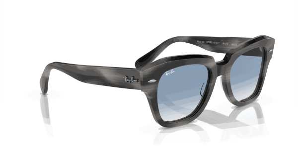 raybanstatestreet_0RB2186__14043F__P21__shad__al2_b55cc8ce-dacd-49ac-8d91-4a990ff8cf33-1-scaled-1.png