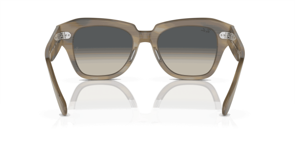 raybanstatestreet_0RB2186__140571__P21__shad__bk_d8b3bf5f-e26b-4824-8e3f-86bc9ddd2ea7-scaled-1.png