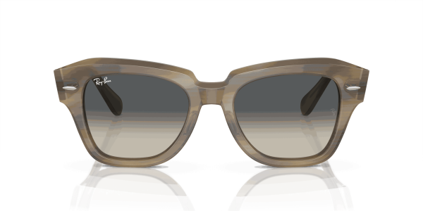 raybanstatestreet_0RB2186__140571__P21__shad__fr_15c36c2c-e543-42bf-ac3a-5e0c4e1441fe-1-scaled-1.png