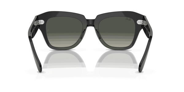 raybanstatestreet_0RB2186__901_71__P21__shad__bk_033d9186-0c54-430c-afca-51280a8394fe-scaled-1.png