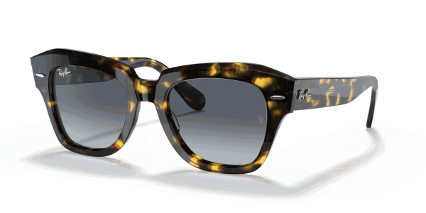 raybanstatestreetfleck_0RB2186__133286__STD__shad__qt_94f51198-0e8c-45ec-b224-ce59989e0604-1-scaled-1.png