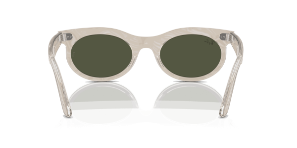 raybanwayfarerovalchange_0RB2242__138331__P21__shad__bk_4fc57533-09c2-45ed-8c08-6a20364ef88e-1-scaled-1.png