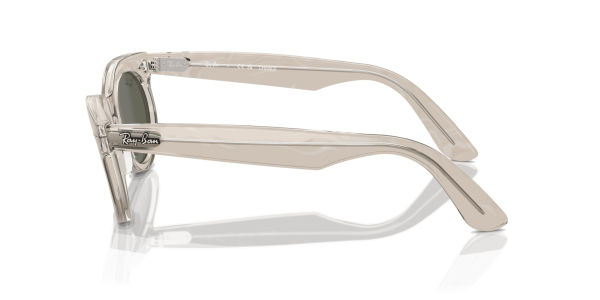 raybanwayfarerovalchange_0RB2242__138331__P21__shad__lt_03388768-ed52-490f-bde2-5365480a845a-1-scaled-1.png