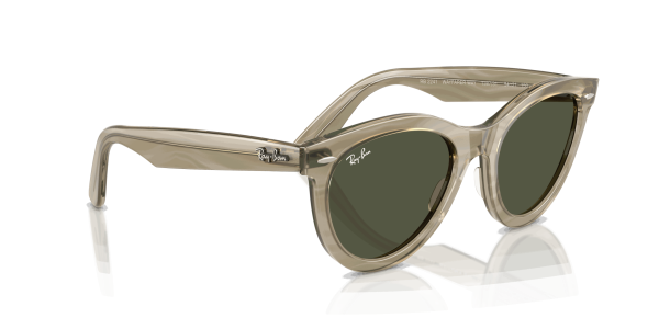 raybanwayfarerwaychangeholidaylimited_0RB2241__138731__P21__shad__al2_914fddfb-bb47-4026-83a9-af6ea3954a6d-1-scaled-1.png
