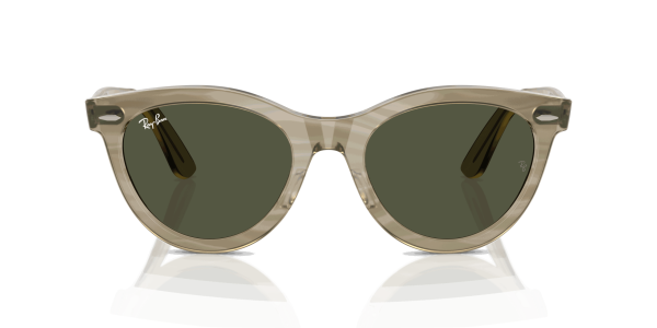 raybanwayfarerwaychangeholidaylimited_0RB2241__138731__P21__shad__fr_689e9b21-35a7-4677-8013-e44eb102058f-1-scaled-1.png